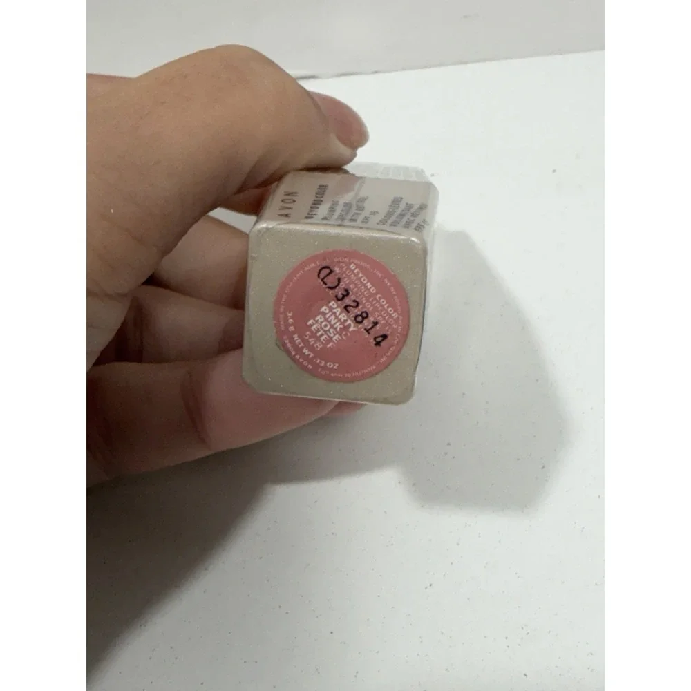 AVON Beyond Color Plumping Lipcolor Lipstick Party Pink 548 New Old Stock Sealed